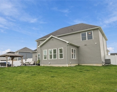4665 Carlyes Court - Photo Thumbnail 46