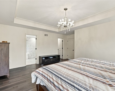 4665 Carlyes Court - Photo Thumbnail 27