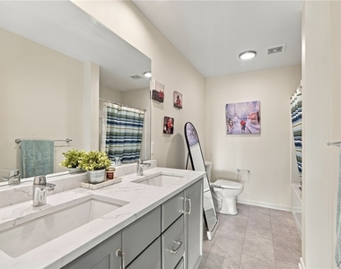 4665 Carlyes Court - Photo Thumbnail 41