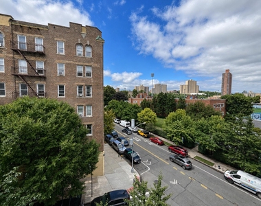 108 Park Terrace East - Photo Thumbnail 7