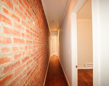 W 103rd St - Photo Thumbnail 17