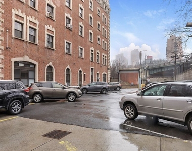 167 Sands Street - Photo Thumbnail 15