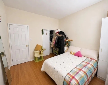 167 Sands Street - Photo Thumbnail 1