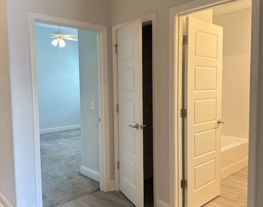 600 Eagle Boulevard - Photo Thumbnail 9