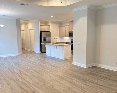 600 Eagle Boulevard - Photo Thumbnail 17