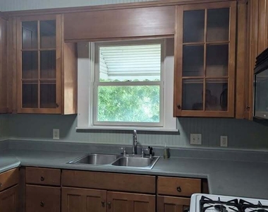 774 Boulevard - Photo Thumbnail 5