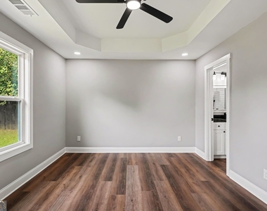 520 Vineyard Road - Photo Thumbnail 18
