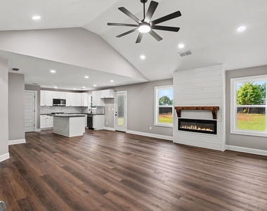 520 Vineyard Road - Photo Thumbnail 6