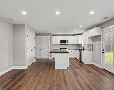 520 Vineyard Road - Photo Thumbnail 8