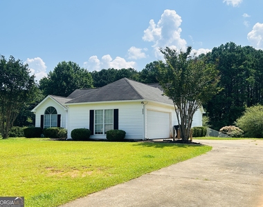 210 Shamrock Way - Photo Thumbnail 1
