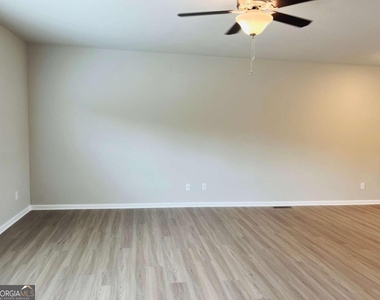 36 Cobalt Lane - Photo Thumbnail 8