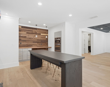 808 Adler Court - Photo Thumbnail 44