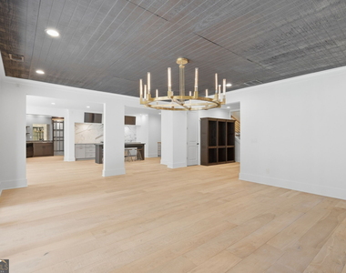 808 Adler Court - Photo Thumbnail 41