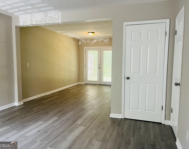 601 Wilburn Avenue - Photo Thumbnail 2