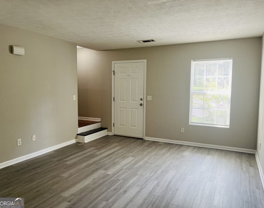 601 Wilburn Avenue - Photo Thumbnail 4