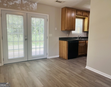 601 Wilburn Avenue - Photo Thumbnail 6