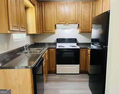 601 Wilburn Avenue - Photo Thumbnail 7