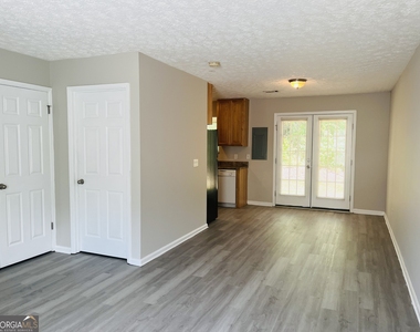 605 Wilburn Avenue - Photo Thumbnail 3