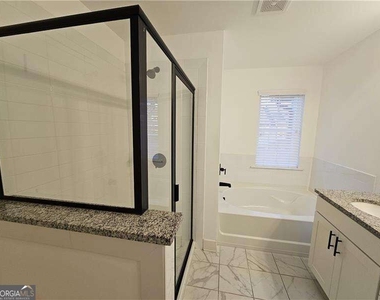 73 S Auburn Landing Place - Photo Thumbnail 14