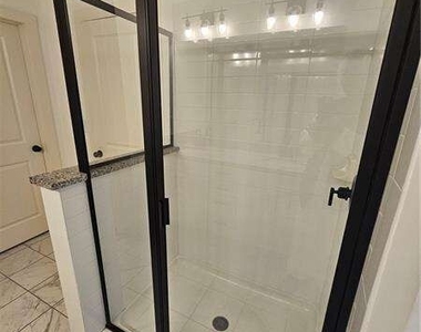 73 S Auburn Landing Place - Photo Thumbnail 16