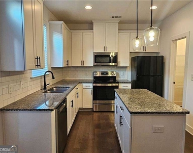 73 S Auburn Landing Place - Photo Thumbnail 1