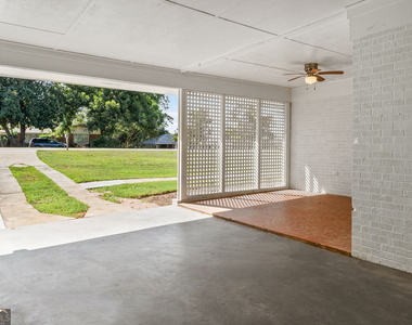 215 Lagrange Street - Photo Thumbnail 4