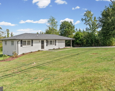 215 Lagrange Street - Photo Thumbnail 2