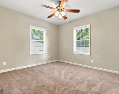 2051 Glenwood Avenue Se - Photo Thumbnail 6