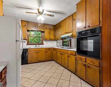 3345 Canary Lake Drive - Photo Thumbnail 5