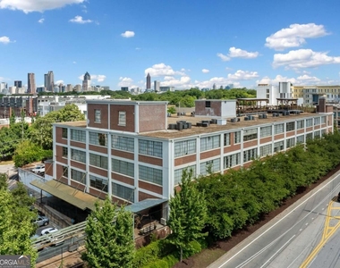881 Memorial Drive Se - Photo Thumbnail 55