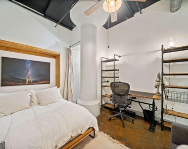 881 Memorial Drive Se - Photo Thumbnail 28