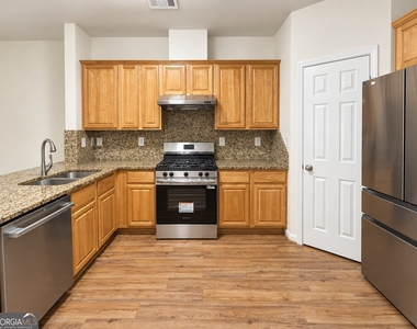 1503 Cove Creek Circle - Photo Thumbnail 4