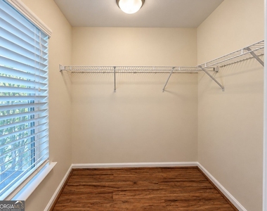 1503 Cove Creek Circle - Photo Thumbnail 17