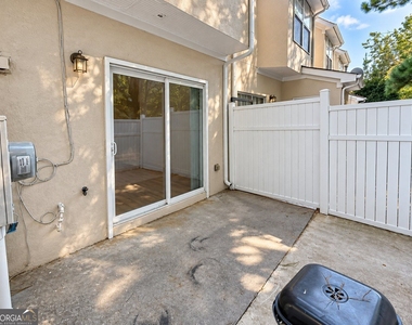 1503 Cove Creek Circle - Photo Thumbnail 18