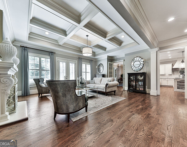 6327 Howell Cobb Court - Photo Thumbnail 9