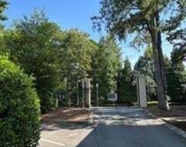 750 Dalrymple Road - Photo Thumbnail 4