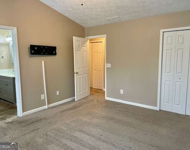 2314 Blackwatch Circle Sw - Photo Thumbnail 6