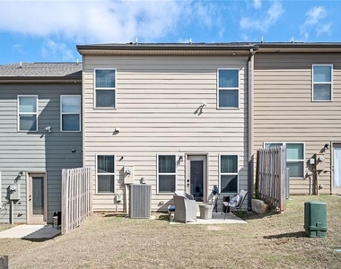 7126 Chara Lane - Photo Thumbnail 15