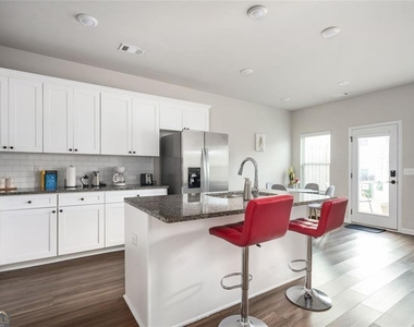 7126 Chara Lane - Photo Thumbnail 3