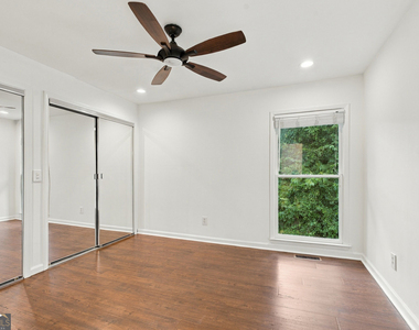 653 Park Village Drive Ne - Photo Thumbnail 25