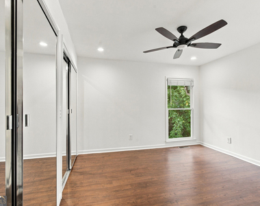653 Park Village Drive Ne - Photo Thumbnail 28