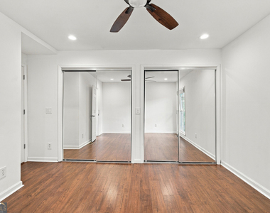 653 Park Village Drive Ne - Photo Thumbnail 26