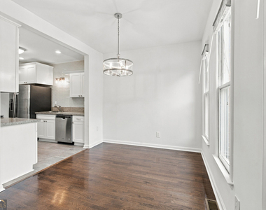 653 Park Village Drive Ne - Photo Thumbnail 8