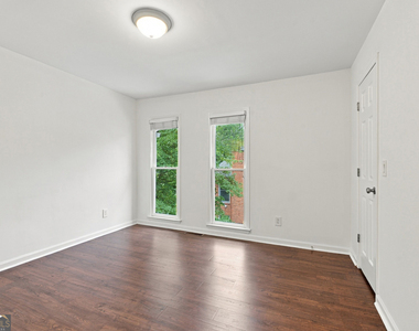 653 Park Village Drive Ne - Photo Thumbnail 20