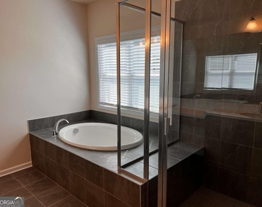 3755 Crestland Lane - Photo Thumbnail 13