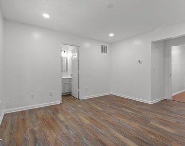 2122 Meadow Peak Road - Photo Thumbnail 7