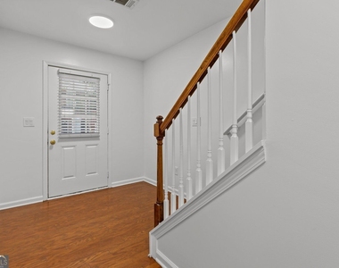 2122 Meadow Peak Road - Photo Thumbnail 4