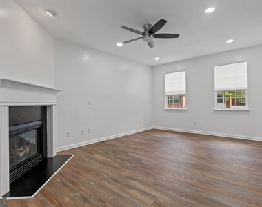 2122 Meadow Peak Road - Photo Thumbnail 9
