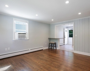 7 Hill St - Photo Thumbnail 7