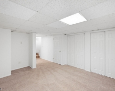 126 Locust Ct - Photo Thumbnail 24